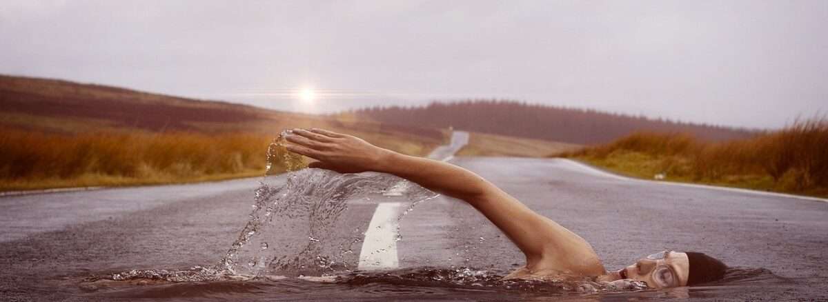 swimmer, swim, road-1678307.jpg